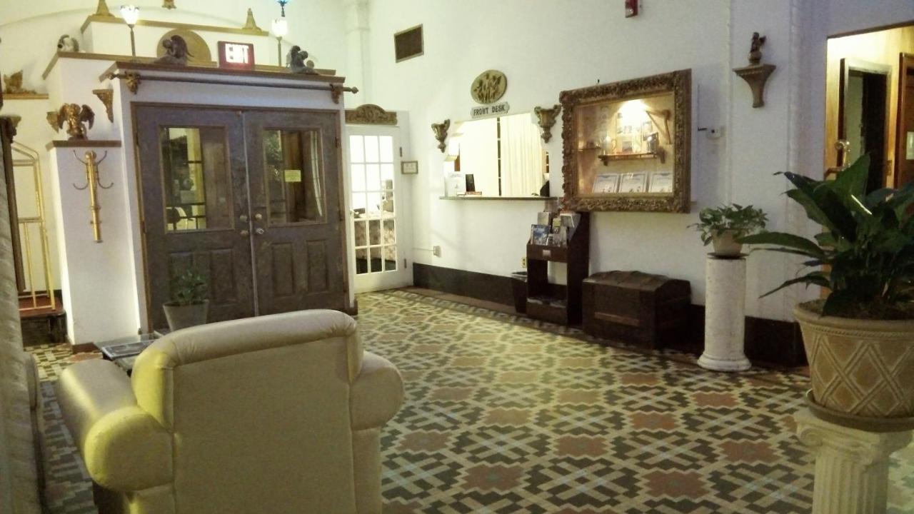 Park Hotel Hot Springs Extérieur photo